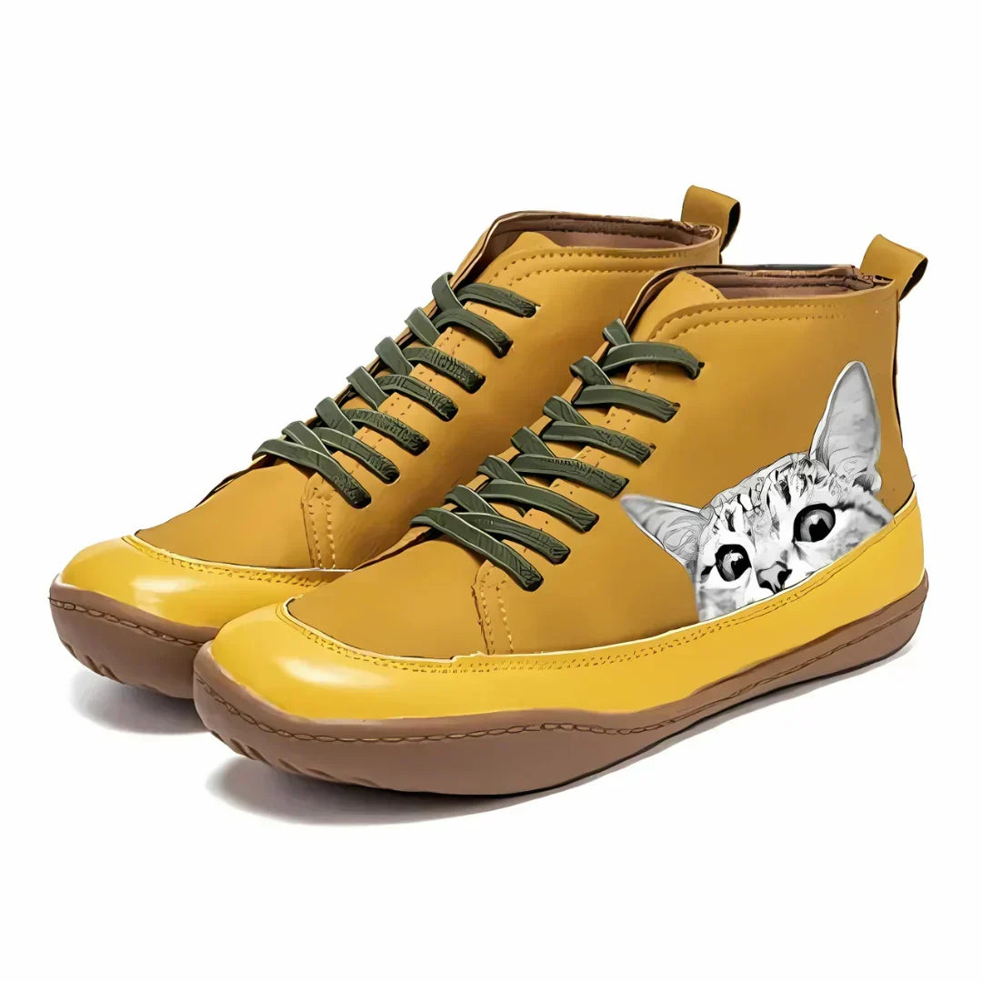 Rhiana – Leather Ankle Boots for Cat Lovers