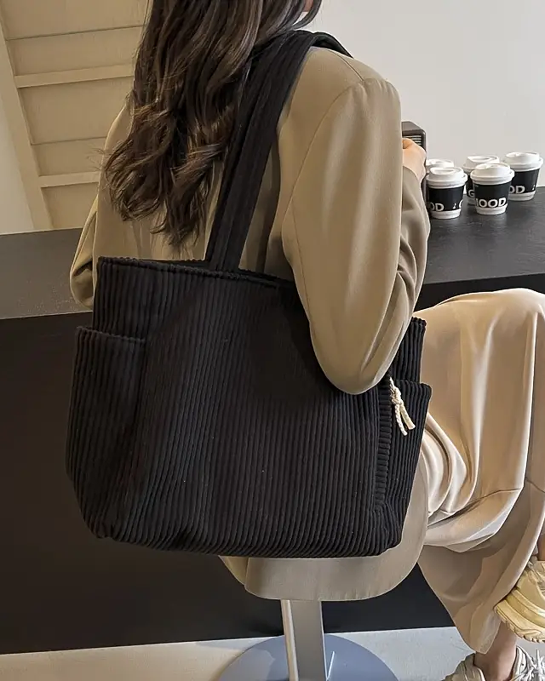 Kimmy – Ribbed Tote Bag with Drawstring Detail