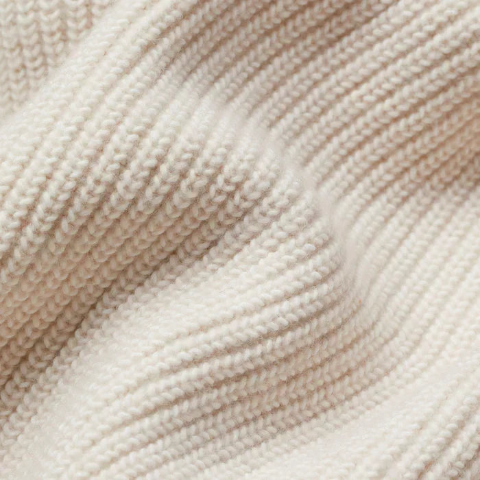 Yenna – Knitted Cardigan with Pockets