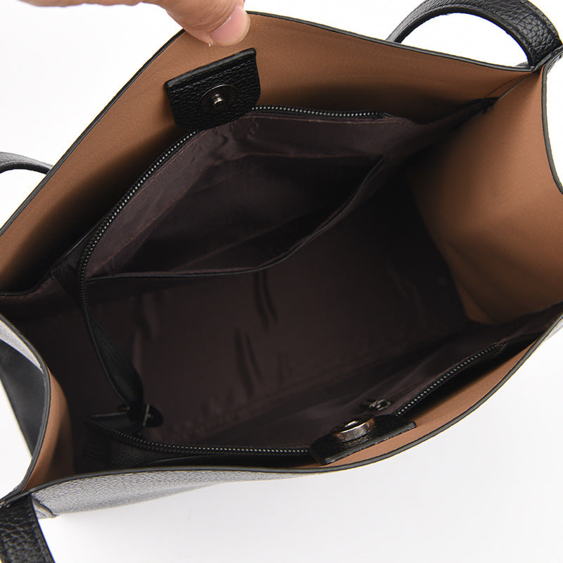 Fara – Elegant and Timeless Shoulder Bag